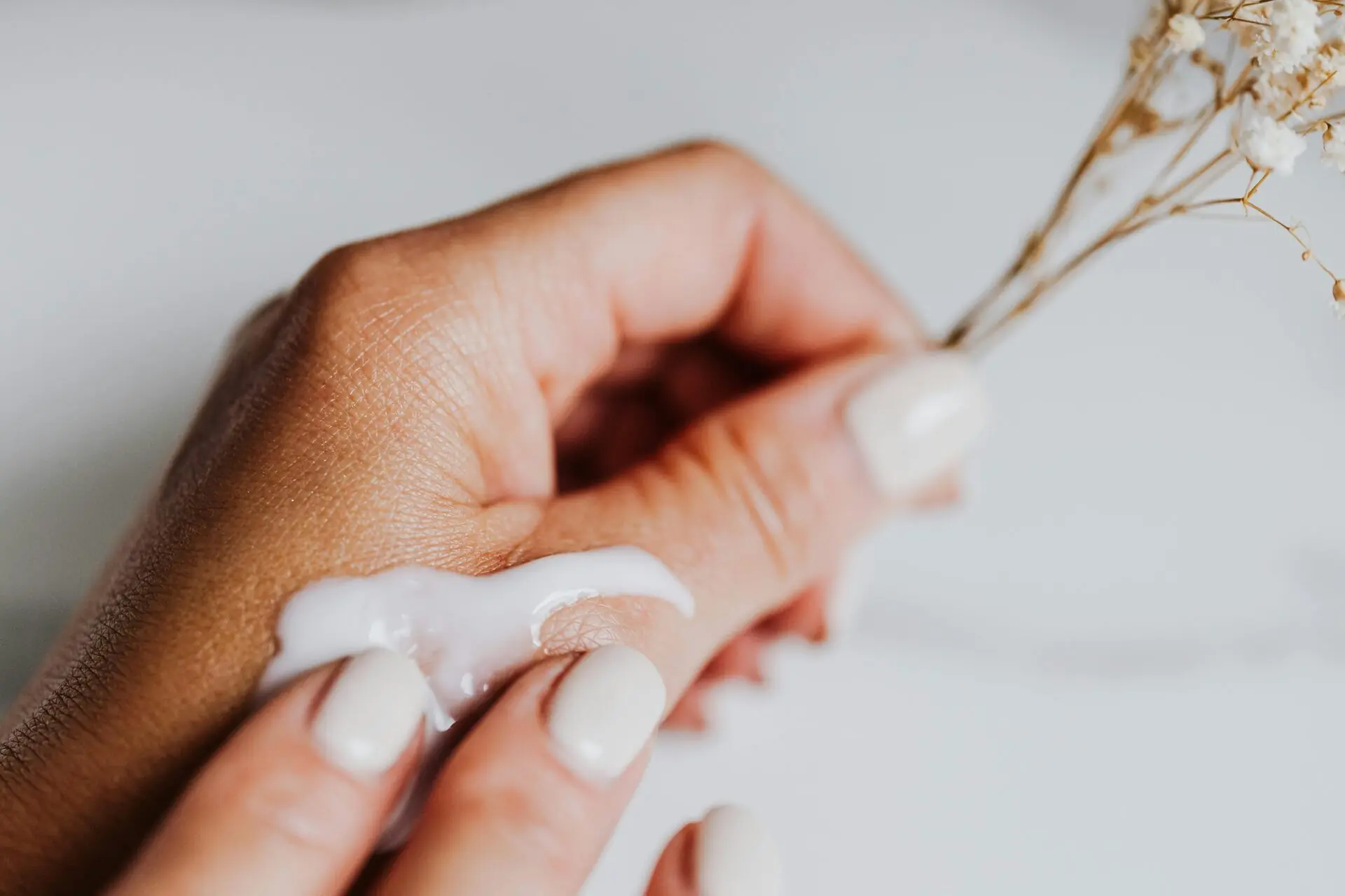 Bio-Handcreme Vergleich 2026: 5 Naturkosmetik-Marken im Test