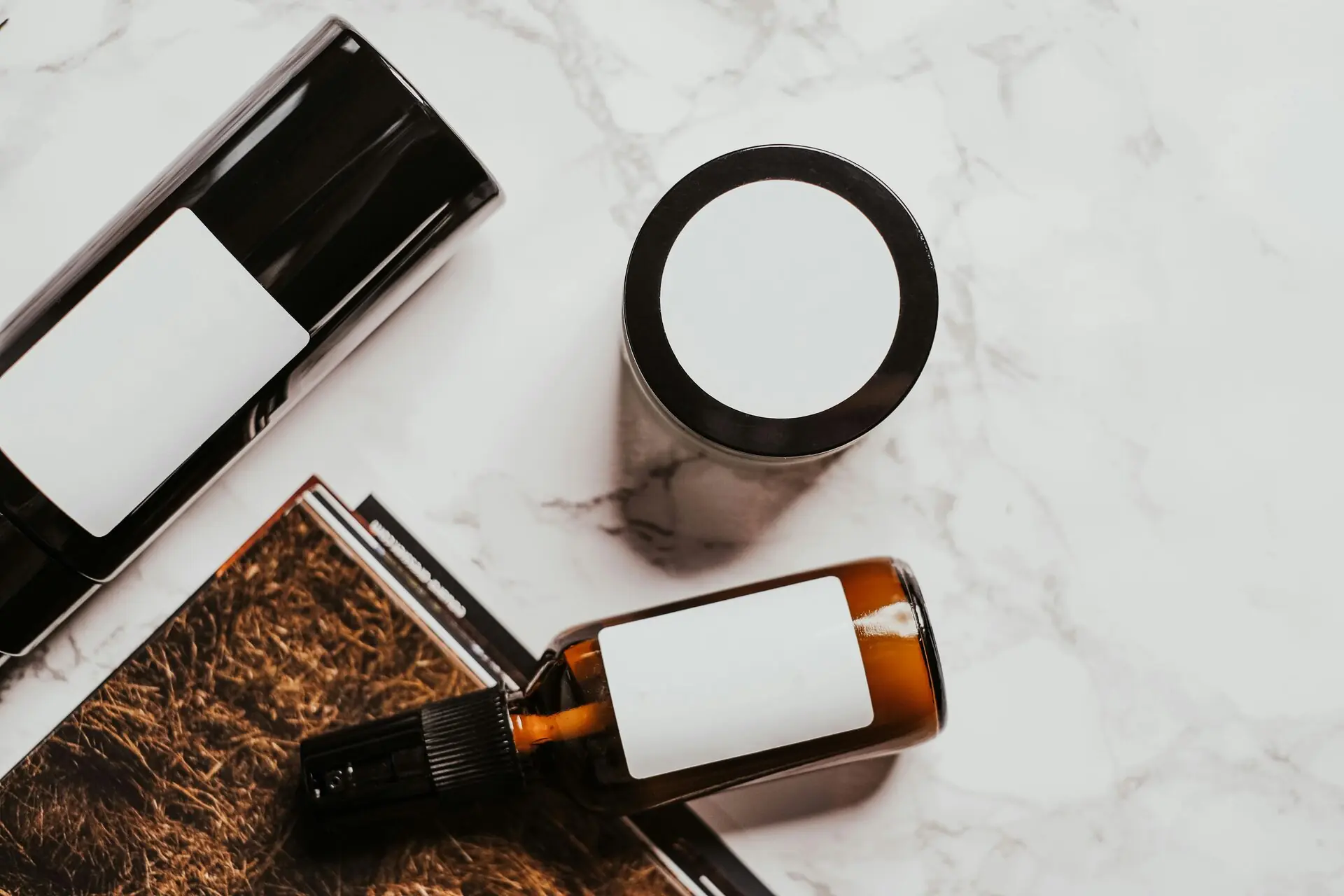 INCI-Decoder Naturkosmetik: Die 30 wichtigsten Inhaltsstoffe verständlich erklärt