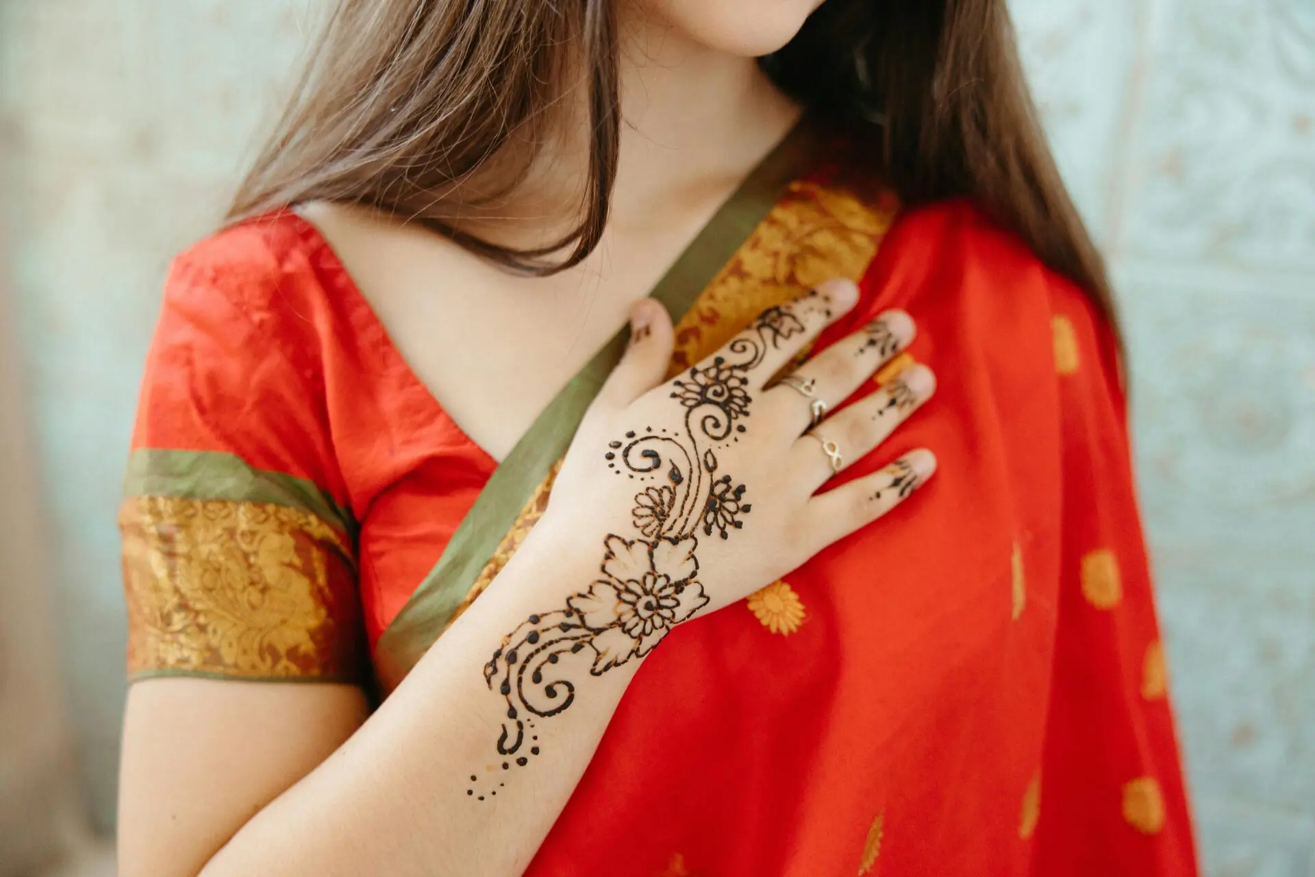 Naturhaarfarbe Vergleich 2026: 5 Marken im Henna-Test